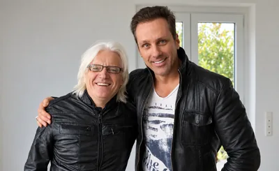 Mischa Züwerink mit Neil Taylor